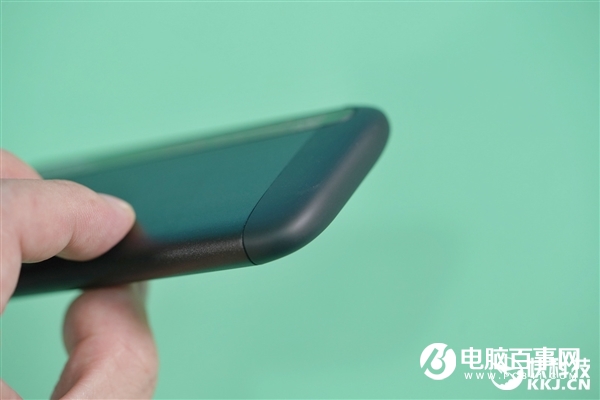 速度達1GB/s！英睿達X8移動SSD 2TB圖賞：4寸手機大小