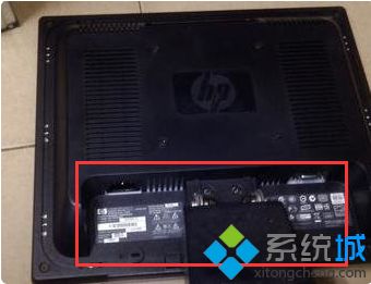 電腦主機(jī)與顯示器連接示意圖 電腦顯示器安裝步驟圖