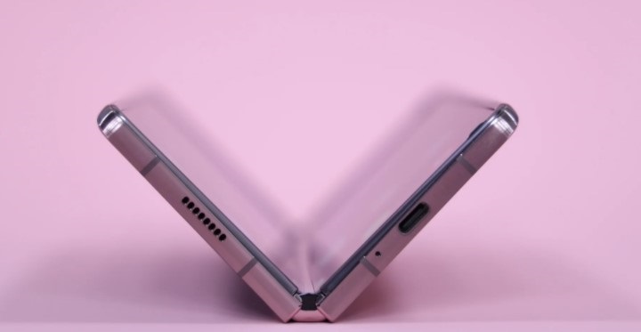 報告:三星 Galaxy Z Fold 3 具有更厚的 UTG 玻璃,搭載 S Pen