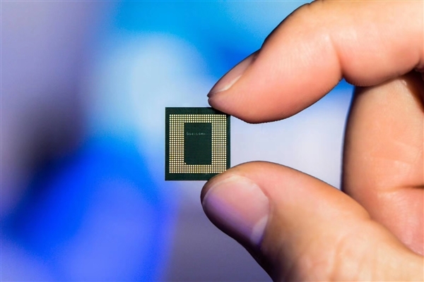 驍龍885明年繼續(xù)上三星5nm 驍龍895或轉(zhuǎn)向臺(tái)積電4nm
