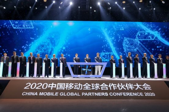 兩大運營商已與柔宇合作 5G+柔性電子將讓人機交互無處不在
