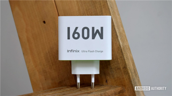 外媒實測傳音手機 160W 快充：充滿 4000mAh 電池僅需 11 分鐘