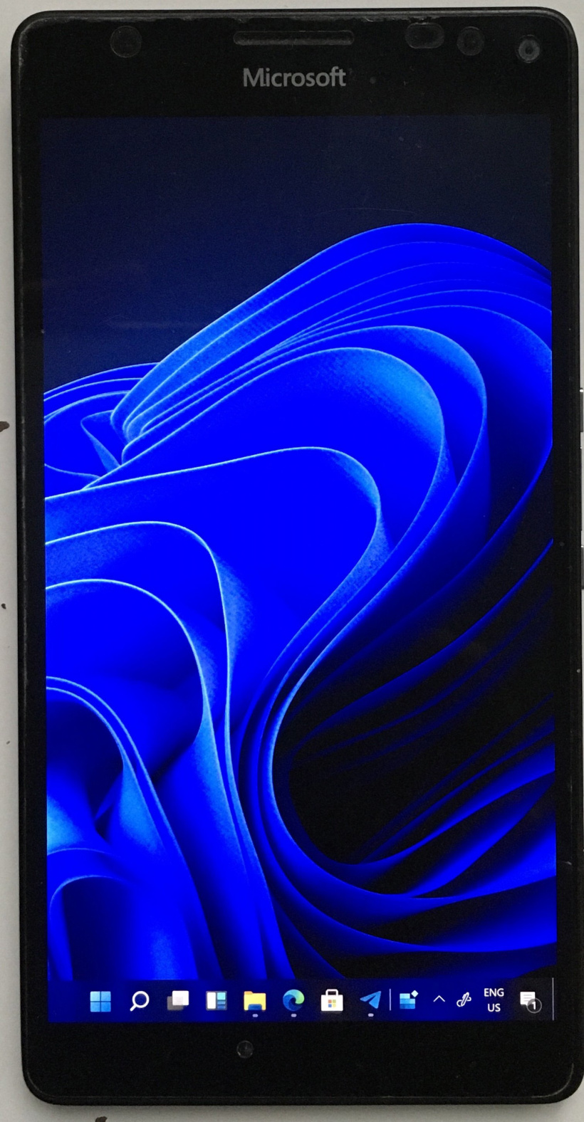 微軟 Lumia 950 XL 刷入 Win11 新進展：支持全新電話撥號器