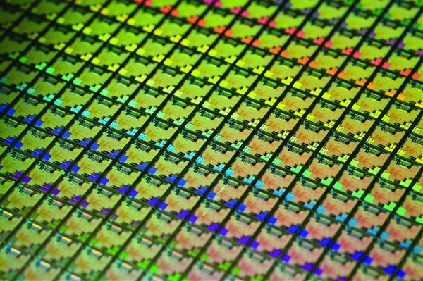 ASML DUV光刻機有多快?加速度高達7g、12秒完成一整片晶圓
