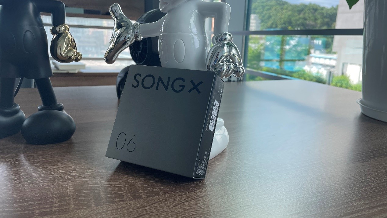 星環(huán)旋轉(zhuǎn)開盒設(shè)計(jì),SONGX 06真無(wú)線藍(lán)牙耳機(jī)上手體驗(yàn)