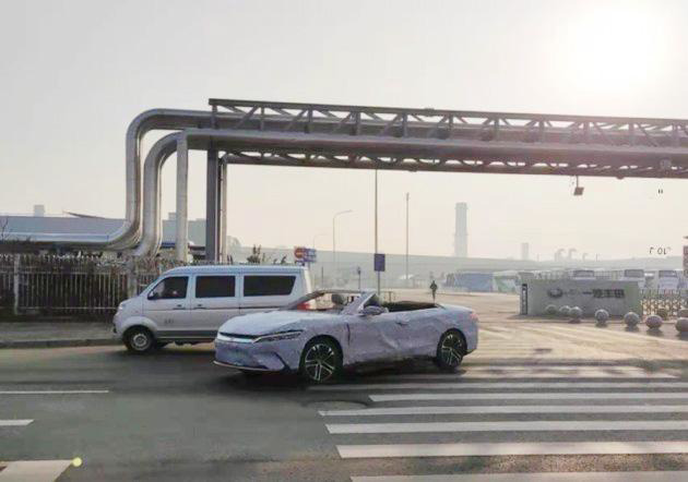 比亞迪漢 EV 敞篷版諜照曝光,造型拉風
