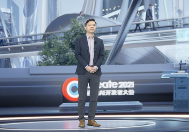 百度首次在“元宇宙”希壤開會，李彥宏：明年發布首款汽車機器人，智能交通將在 10 年內解決擁堵問題