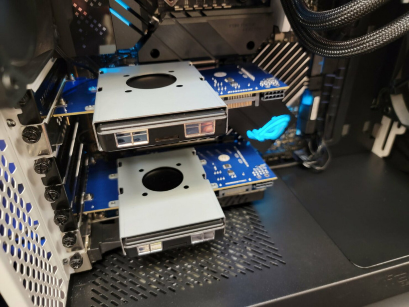 英特爾測試三星 PM1743 PCIe 5.0 SSD,組成陣列速度達(dá) 28.3 GB/s