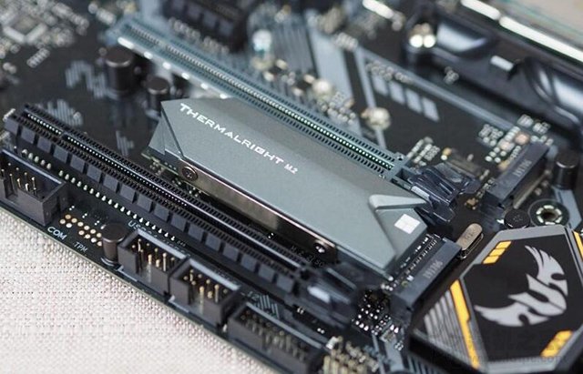 b550和x570區別是什么？哪個好？主板B550和X570差距對比知識