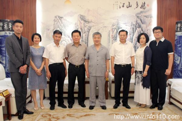 飛諾門陣亮相雁棲湖論壇，持續推進信創行業生態建設